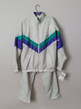 Vintage 1980's / 1990's NWT Adidas Nylon Windbreaker Track Suit Men's Med
